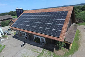 9,4 kWp - Gossau - Aufdach - Kioto Smart - SolarEdge - Photovoltaik